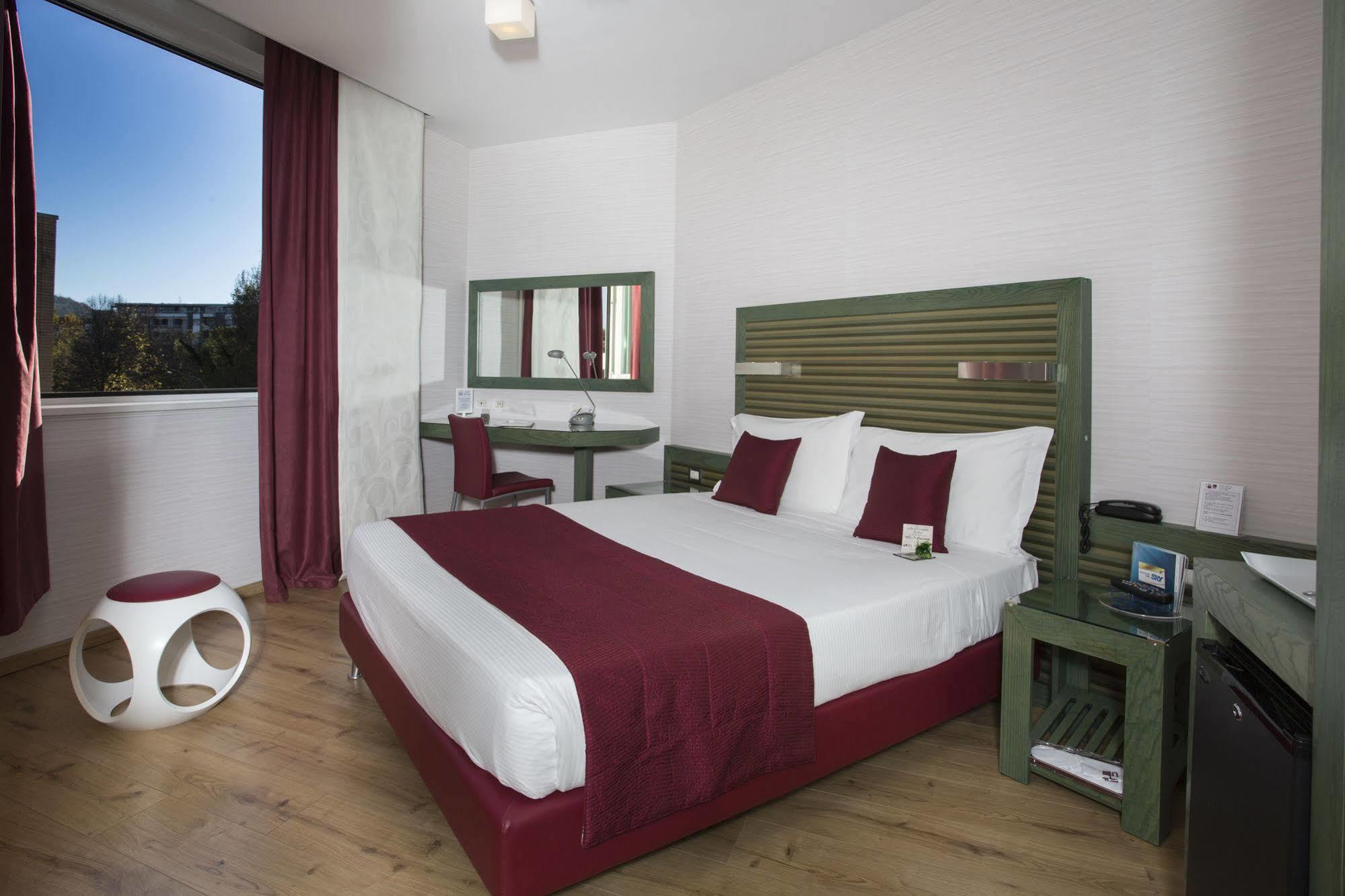 Best Western Ivrea Crystal Palace Banchette D'Ivrea Buitenkant foto