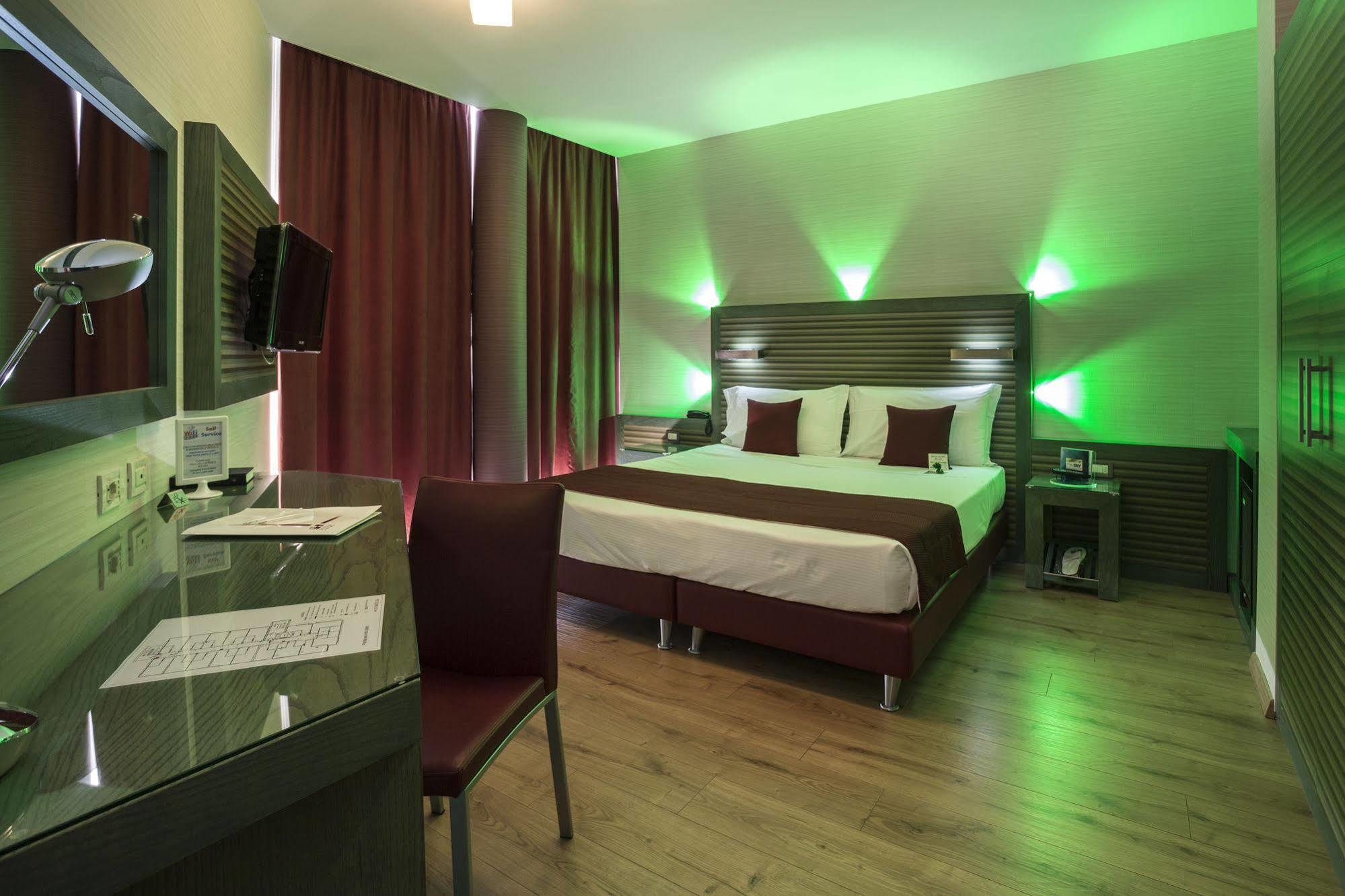 Best Western Ivrea Crystal Palace Banchette D'Ivrea Buitenkant foto