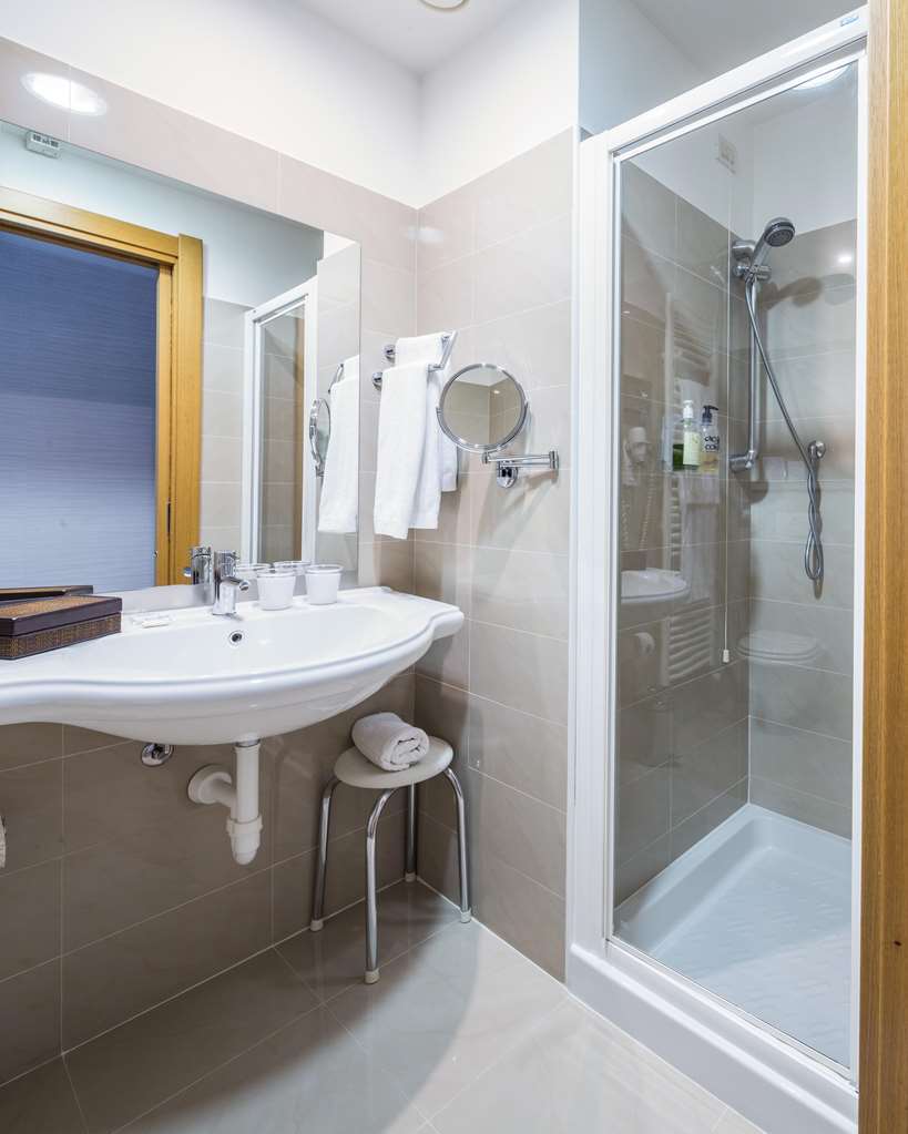 Best Western Ivrea Crystal Palace Banchette D'Ivrea Kamer foto