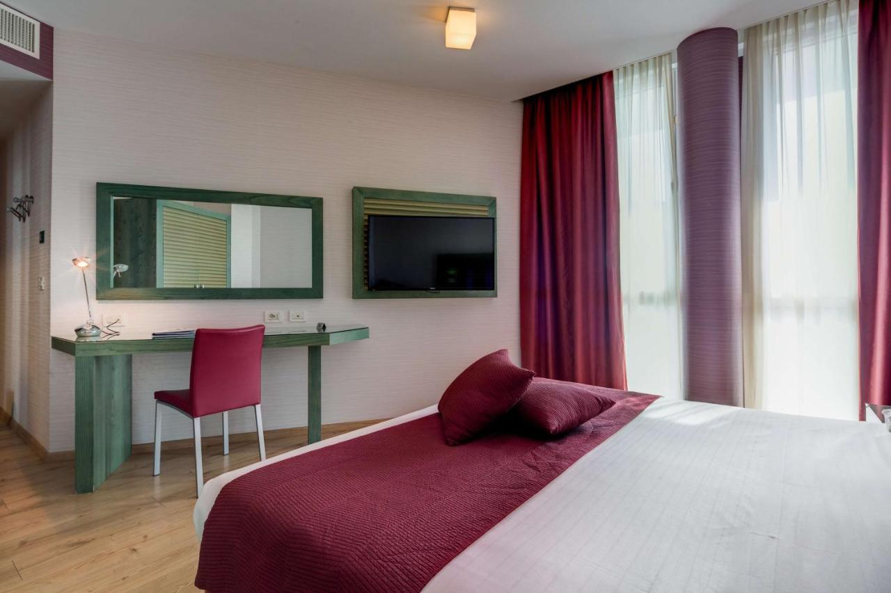 Best Western Ivrea Crystal Palace Banchette D'Ivrea Buitenkant foto