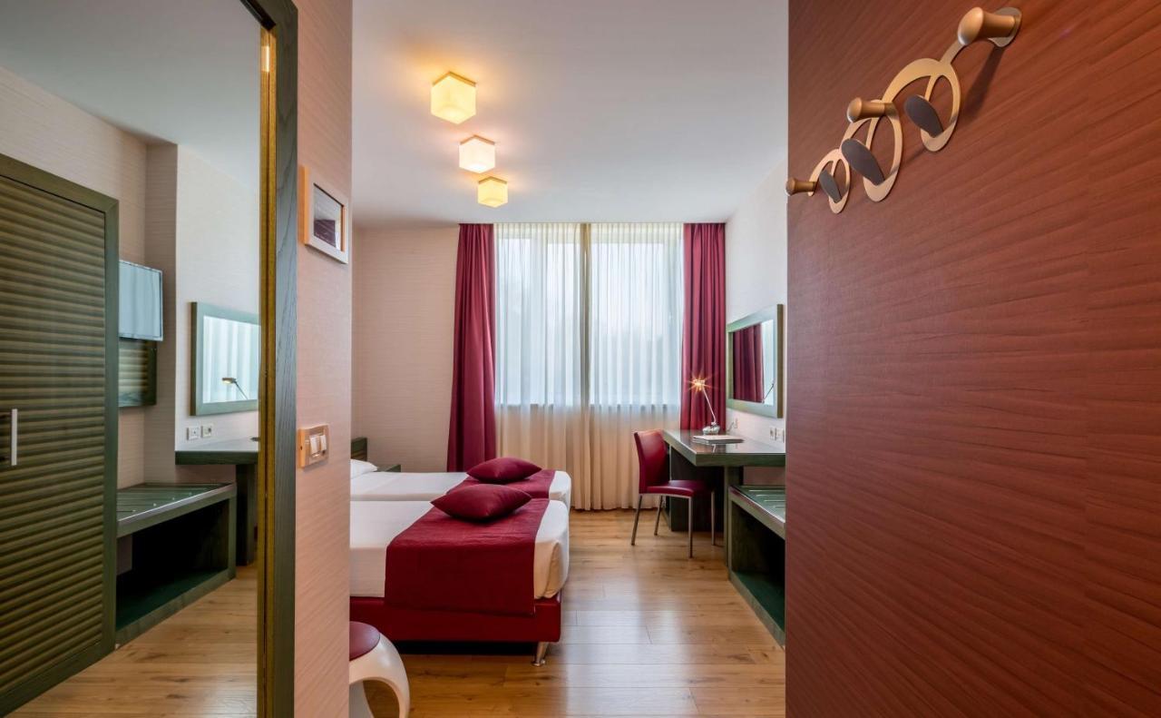 Best Western Ivrea Crystal Palace Banchette D'Ivrea Buitenkant foto