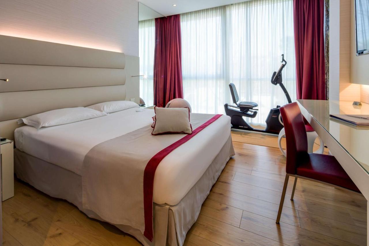 Best Western Ivrea Crystal Palace Banchette D'Ivrea Buitenkant foto